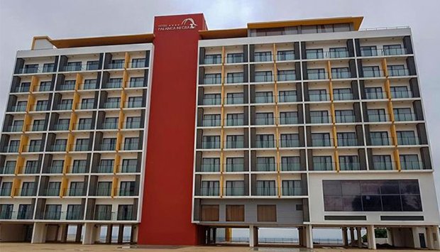 Hotel Palanca acolhe feira do livro 